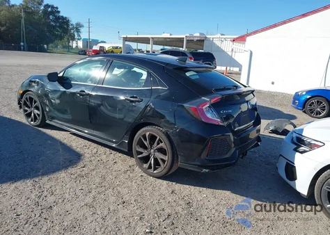 2018 Honda Civic Sport z USA, uszkodzony, nr VIN SHHFK7H46JU222371